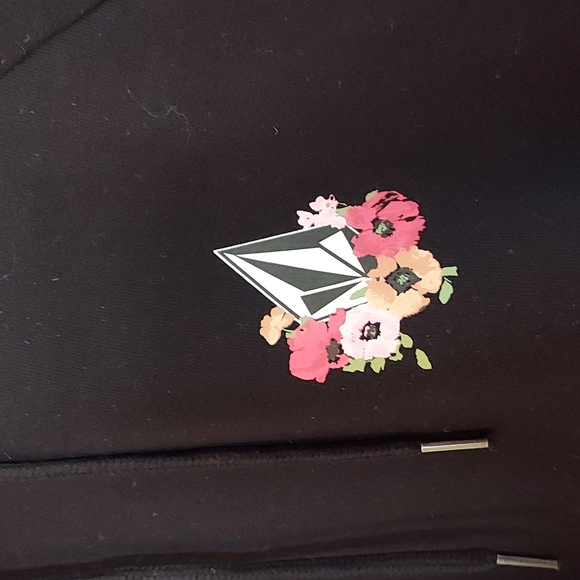Volcom hoodie - Picture 2 of 6